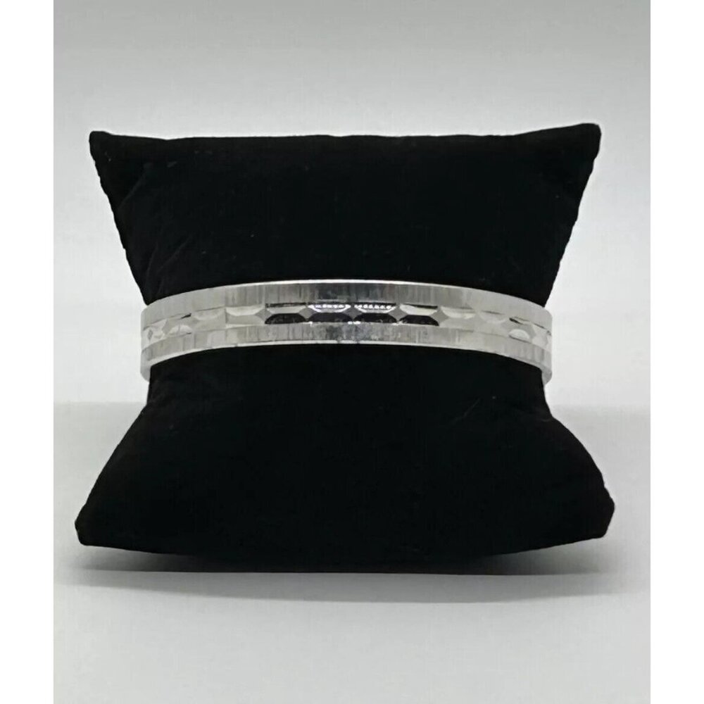 Monet Bangle Bracelet Etched Silver-tone Diamond Cut Design 7.5 inches - Picture 3 of 6